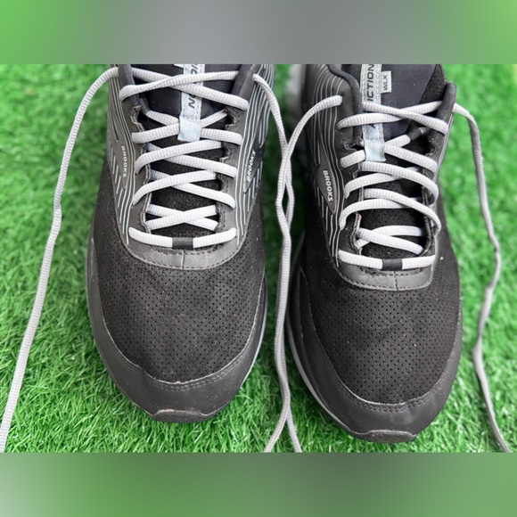 Brooks Men’s Addiction Walker Black and Gray Athletic Shoes Sleek Design Size 13 - Picture 7 of 7